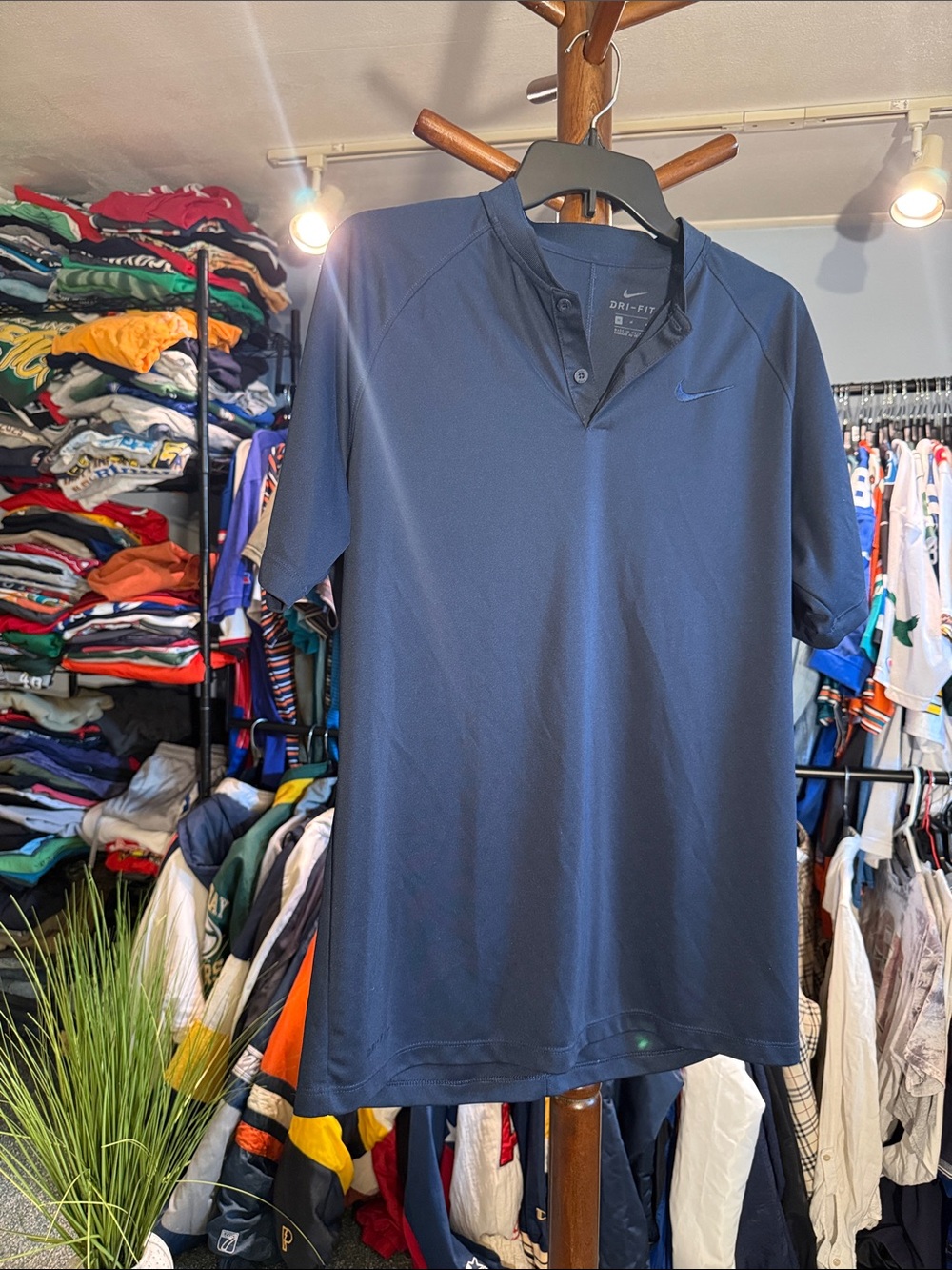 Nike Men's Navy Blue Dri-FIT Short Sleeve Polo
